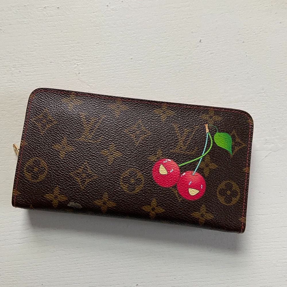 Louis Vuitton l Limited Edition